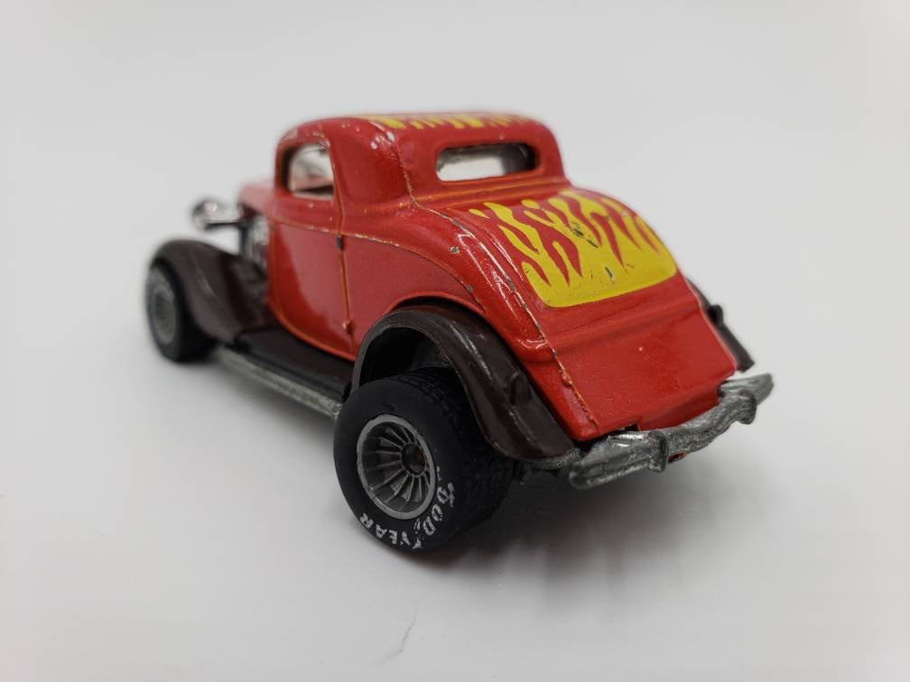 Hot Wheels 3 Window '34 Red HiRakers Real Riders Perfect Birthday Gift Miniature Collectible Scale Model Toy Car 1934 3-Window Ford Coupe
