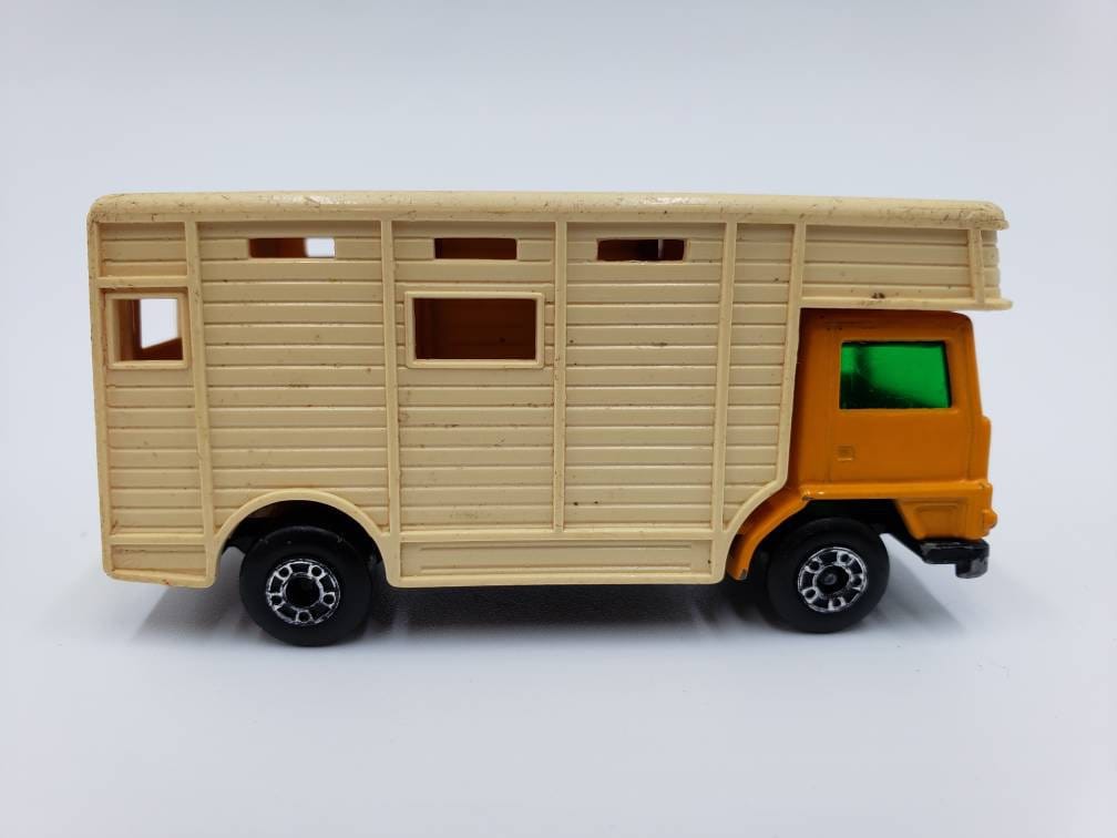 Horse Box - Horse Trailer - Diecast Vintage - Miniature Model Toy Car - Hot Wheels - Matchbox Superfast Lesney