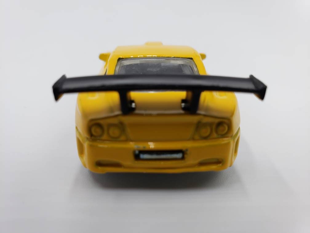 Hot Wheels Ferrari 575 GTC yellow