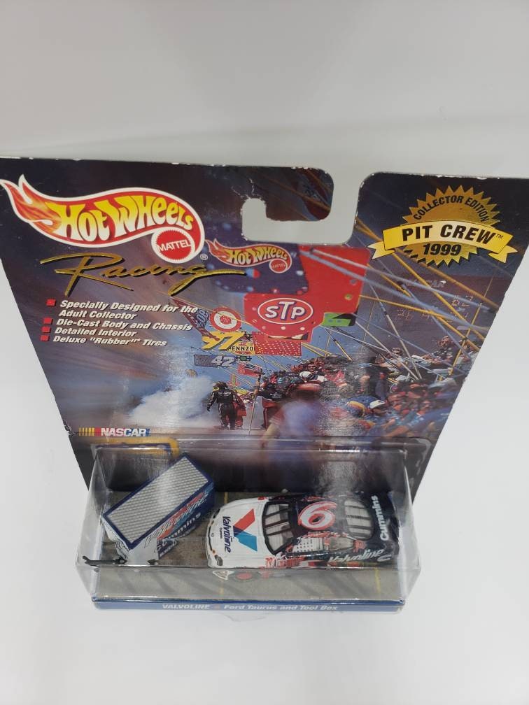 Hot Wheels Valvoline Ford Taurus and Tool Box Roush Racing Perfect Birthday Gift Collectable Miniature Scale Model Toy Nascar Stock Race Car