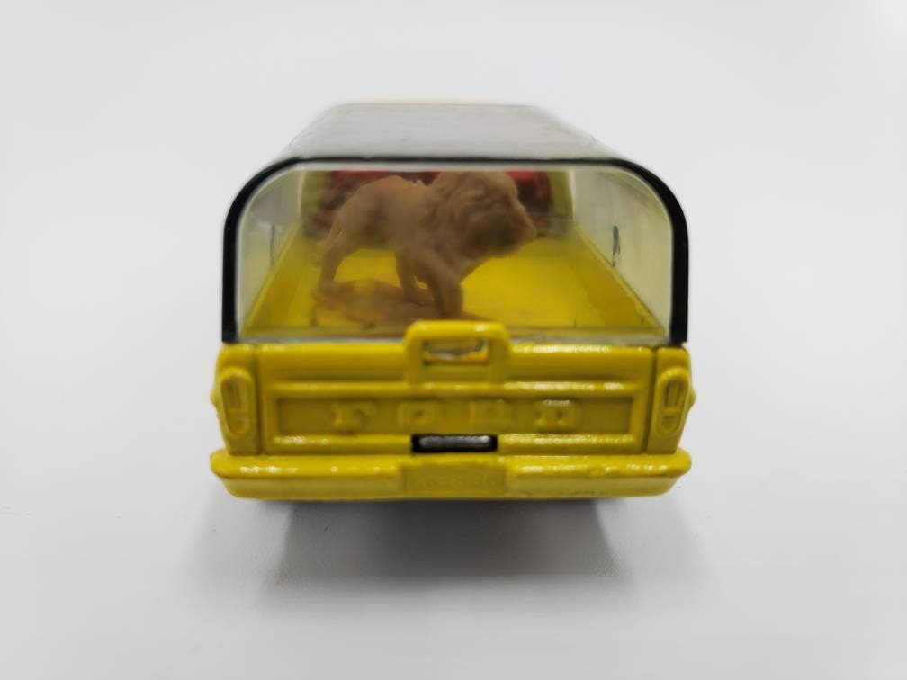 Matchbox Wildlife Truck Yellow Rolamatics Perfect Birthday Gift Rare Miniature Collectable Model Toy Car