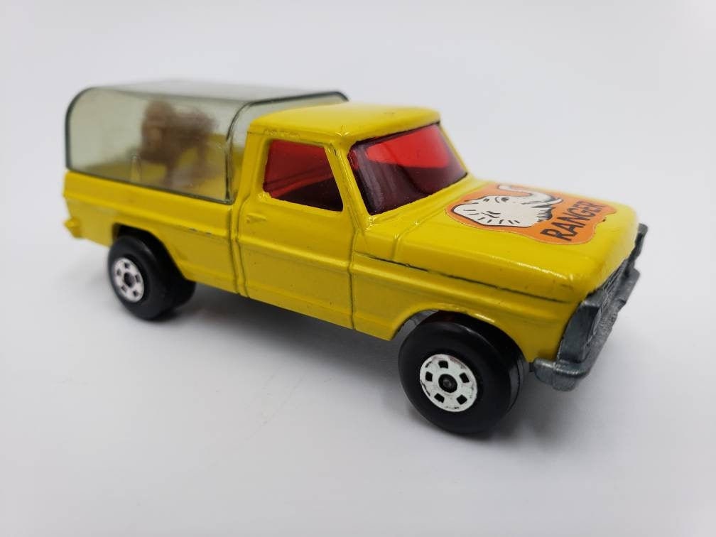 Matchbox Wildlife Truck Yellow Rolamatics Perfect Birthday Gift Rare Miniature Collectable Model Toy Car