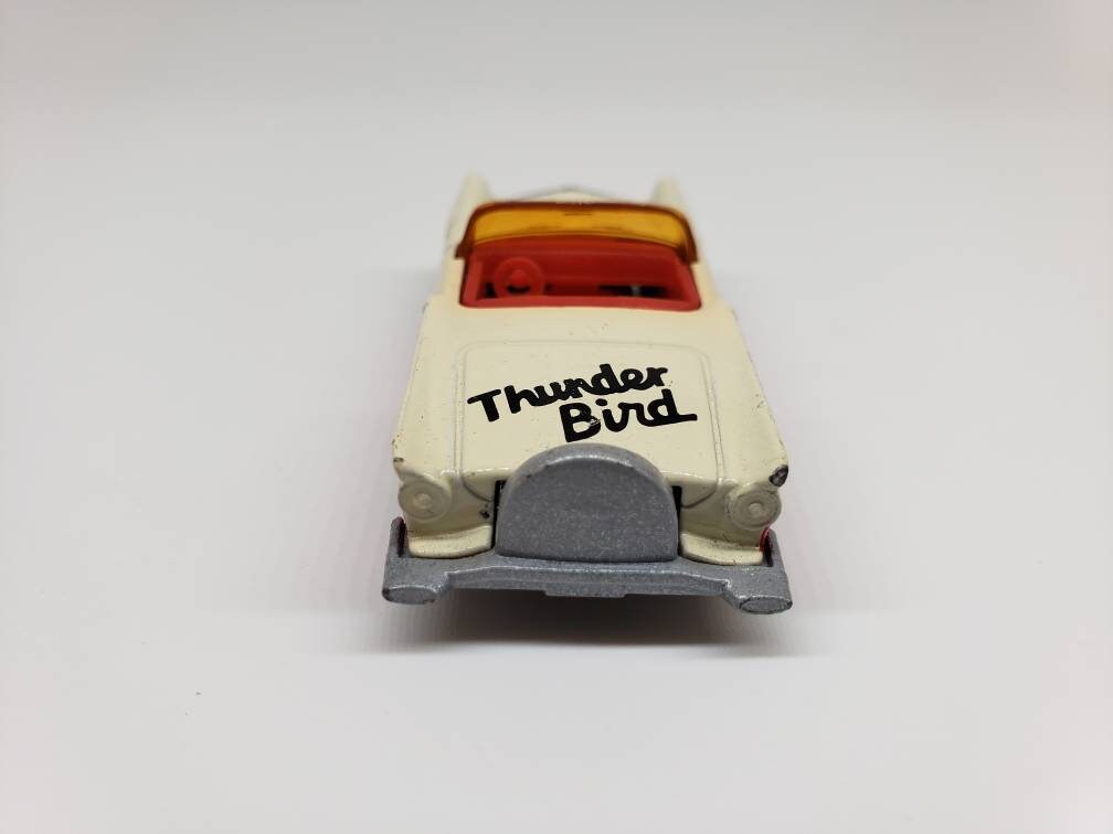 Matchbox 1957 Ford Thunderbird Cream and Red Perfect Birthday Gift Miniature Collectable Model Toy Car