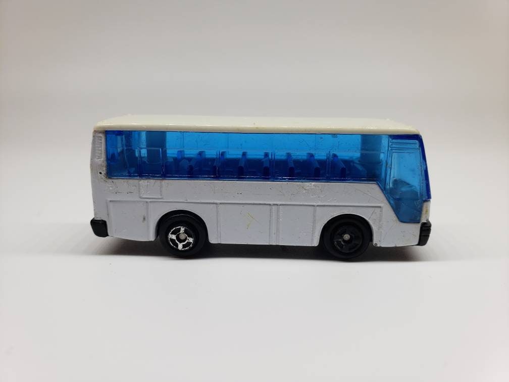 Welly Coach Bus White Miniature Collectible Scale Model Toy Car