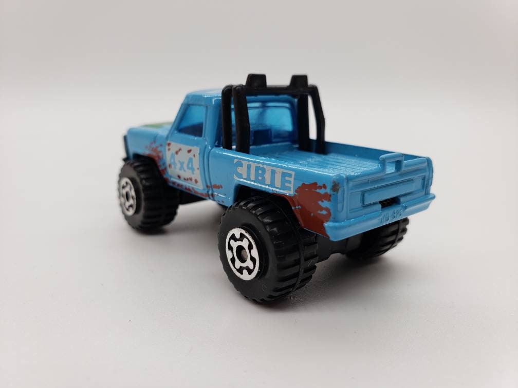 Matchbox 4x4 Mini Pickup CIBIE Mountain Man Blue 1-75 Series Perfect Birthday Gift Miniature Collectable Model Toy Car