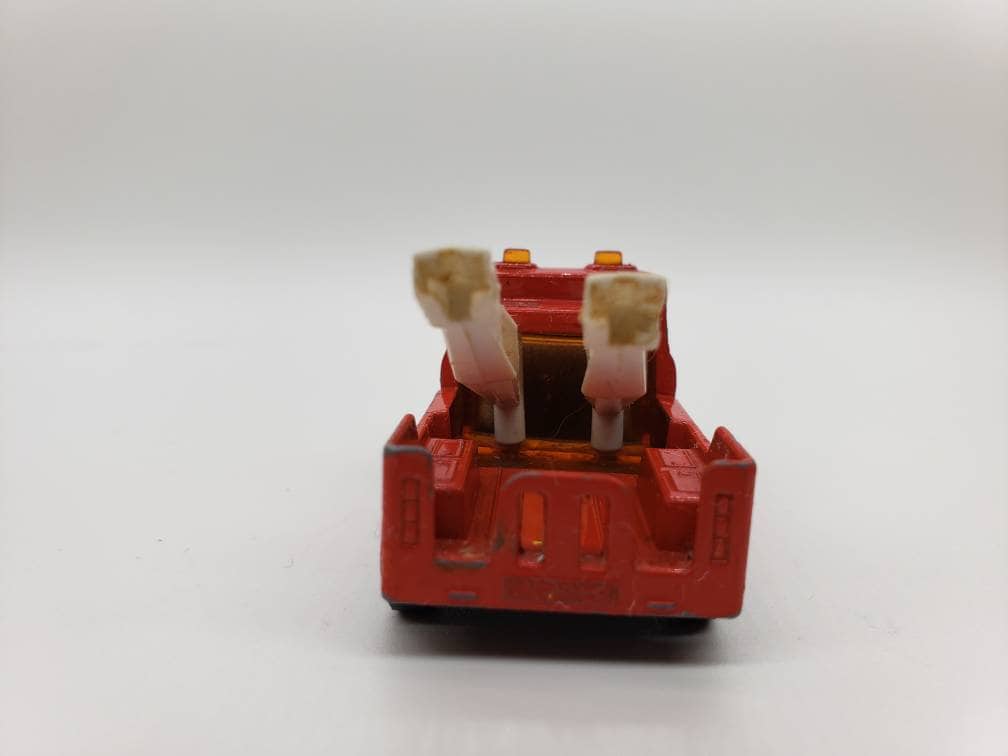 Vintage Matchbox Tow Truck red