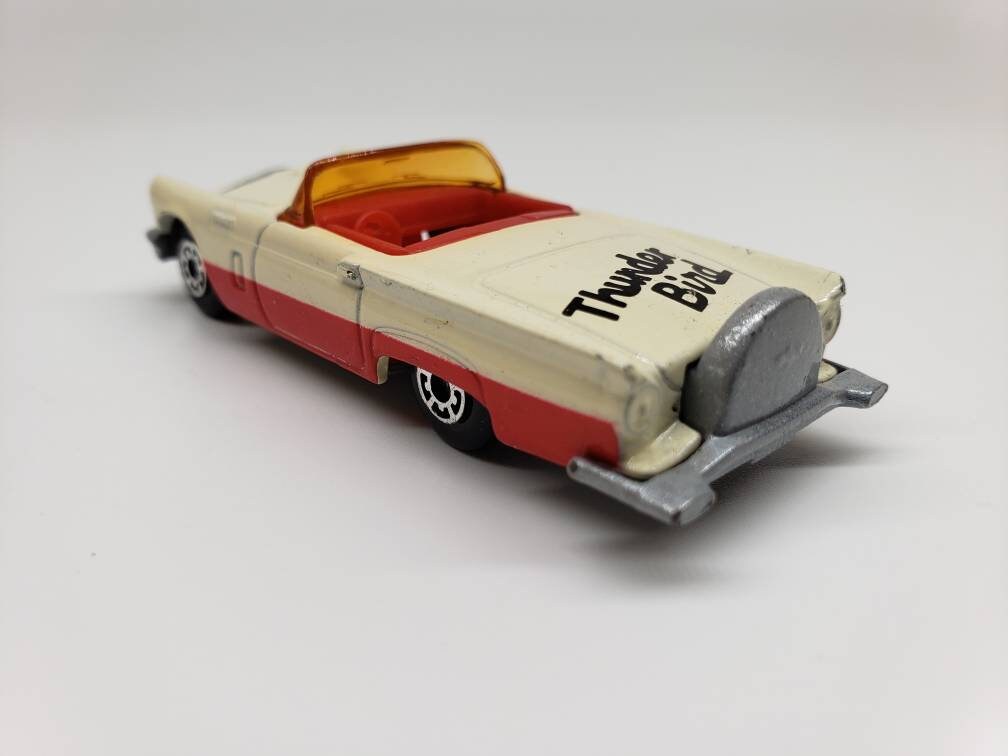 Matchbox 1957 Ford Thunderbird Cream and Red Perfect Birthday Gift Miniature Collectable Model Toy Car