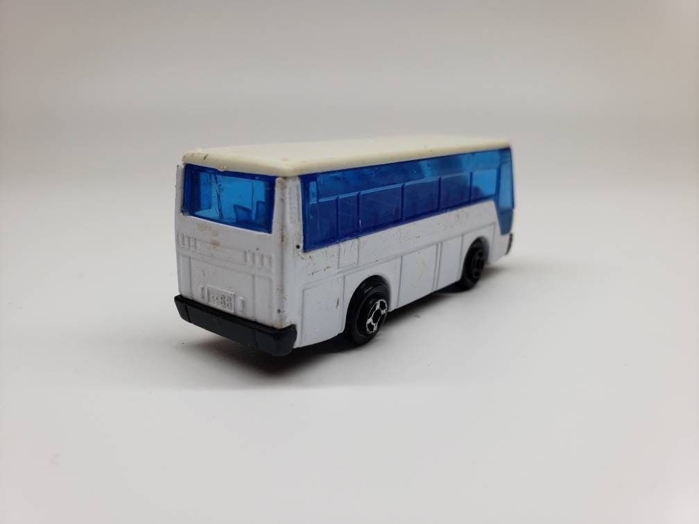 Welly Coach Bus White Miniature Collectible Scale Model Toy Car