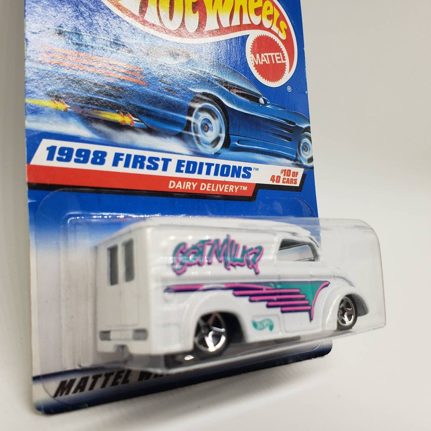 Hot Wheels Dairy Delivery White First Editions