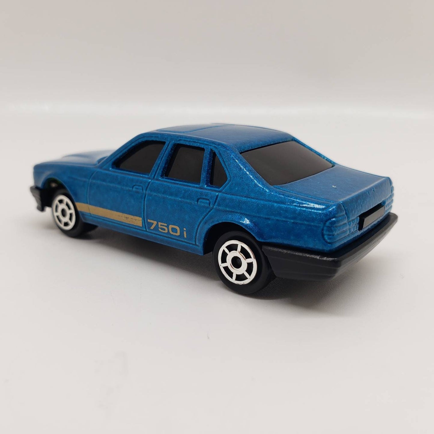 Majorette BMW 750i Blue Sonic Flashers Collectable Miniature Scale Model Toy Car Perfect Birthday Gift