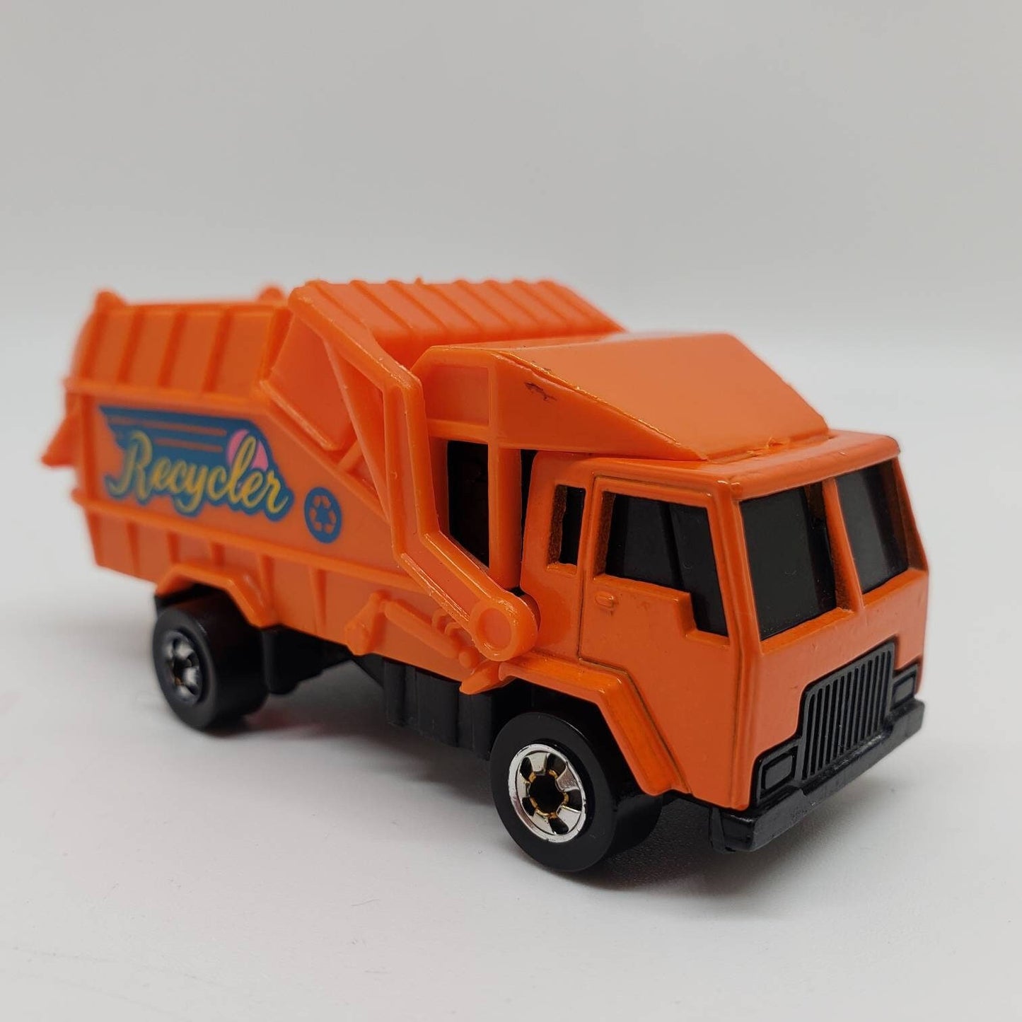 Recycling Truck - Recycler - Diecast Vintage - Diecast Collectible - Miniature Model Toy Car - Hot Wheels Car - Hot Wheels