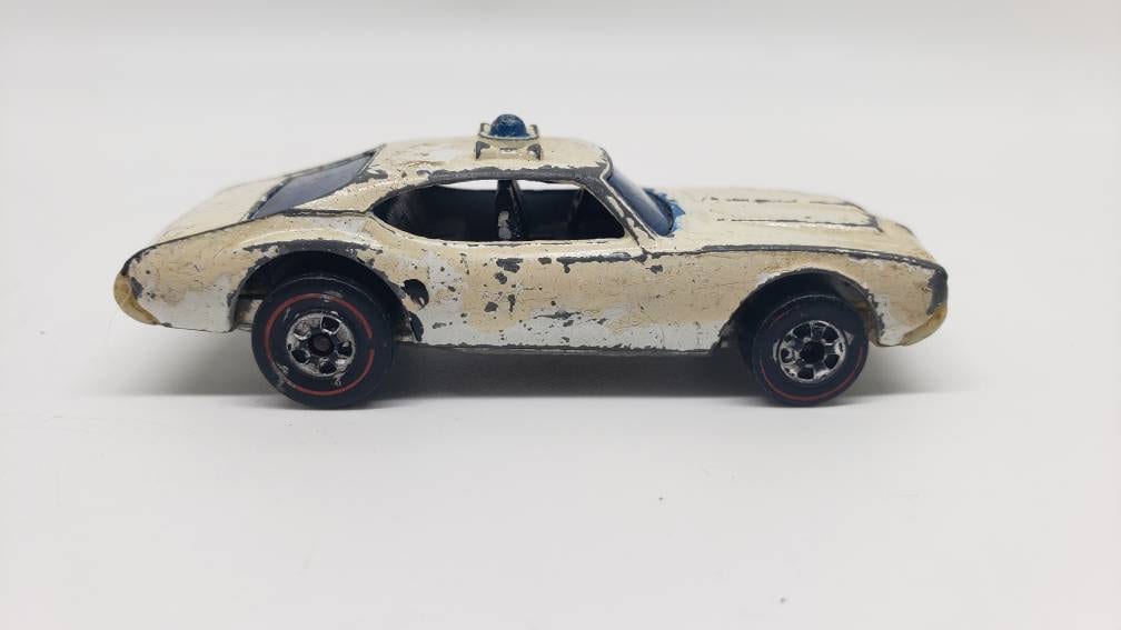 Hot Wheels Redline Olds 442 Police Cruiser - Vintage Diecast Metal Car - Vintage Collectibles - 1970's Toy Car - Perfect Birthday Gift