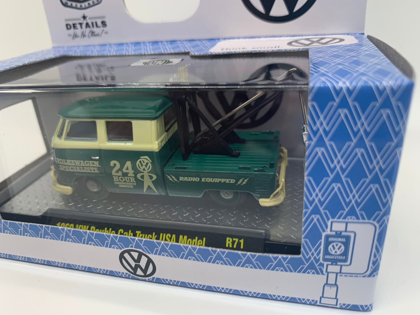M2 Machines 1960 VW Double Cab Truck USA Model Green Miniature Collectible Scale Model Toy Car
