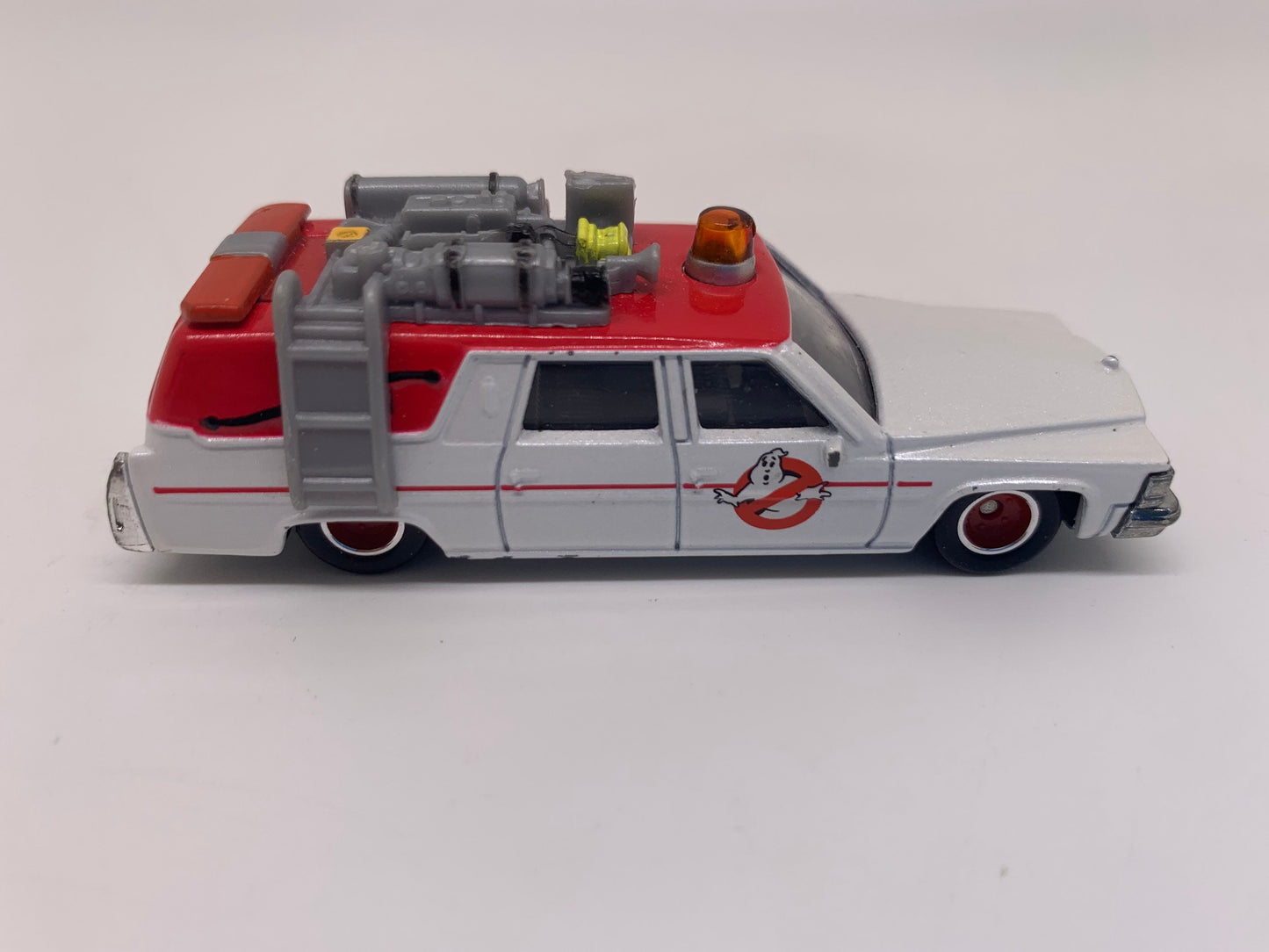 Hot Wheels Ghostbusters Ecto 1 Hot Wheels Ecto 2 White Ghostbusters Perfect Birthday Gift Collectable Scale Model Toy Car