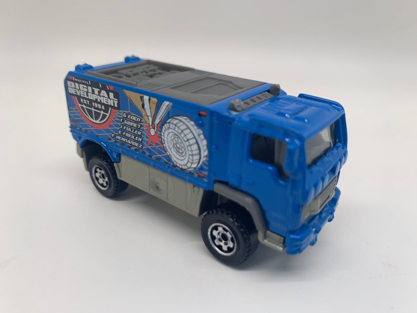 Matchbox Desert Thunder V16 blue