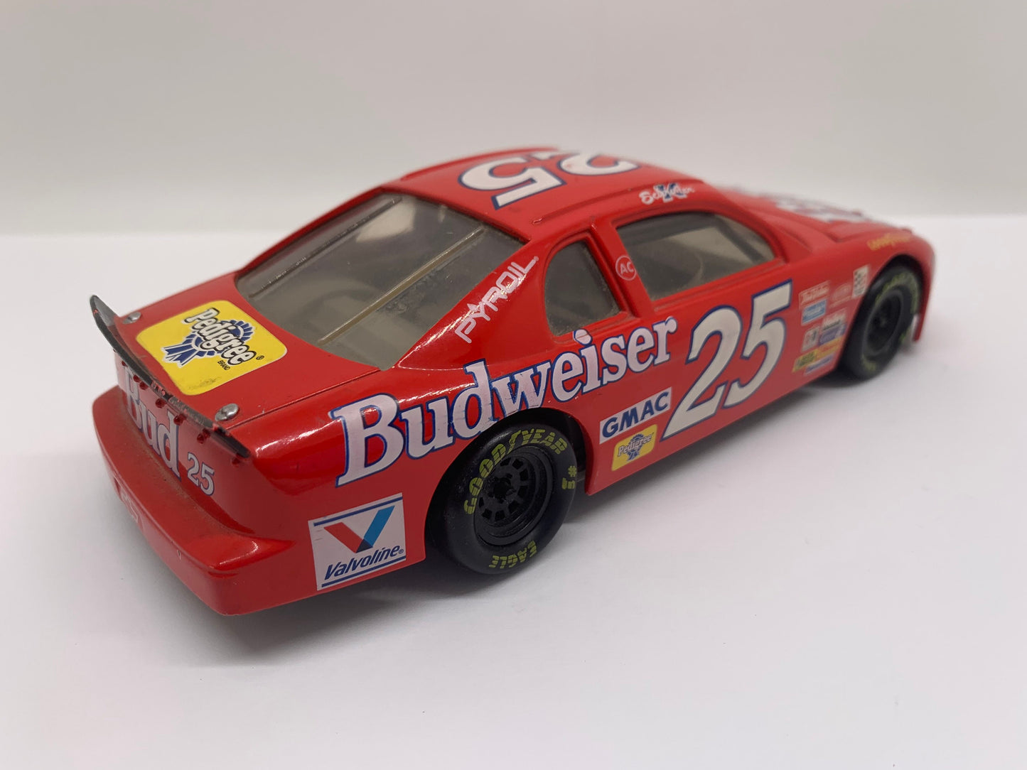 Revell Ricky Craven #25 Chevy Monte Carlo Red Budweiser Perfect Birthday Gift Collectable 1:24 Scale Model Toy Car Nascar Replica