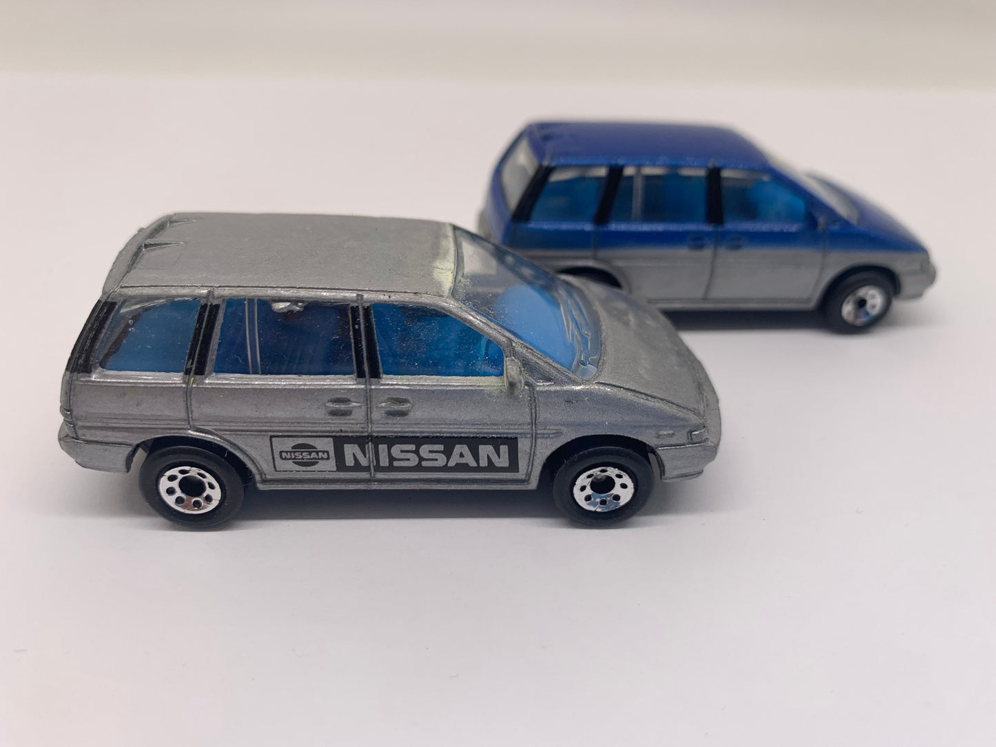 Matchbox 1991 Nissan Prairie Metalflake Blue Silver 1-75 Collectable Miniature Scale Model Toy Car Perfect Birthday Gift