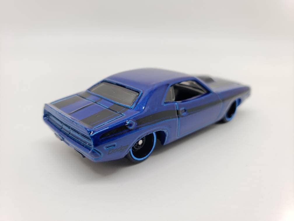 Hot Wheels '70 Dodge Hemi Challenger Metalflake Blue Multipack Exclusive Perfect Birthday Gift Miniature Collectable Scale Model Toy Car