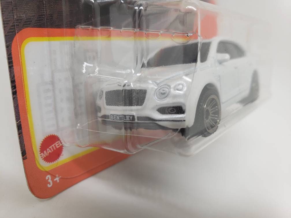 Matchbox Bentley Bentayga Pearl White MBX Metro Collectable Scale Model Miniature Toy Car Perfect Birthday Gift