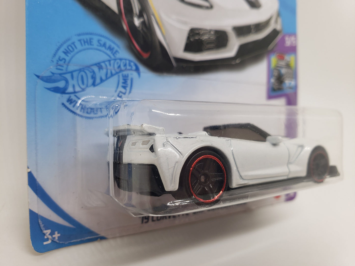 Hot Wheels Corvette ZR1 Convertible White HW Torque Perfect Birthday Gift Miniature Collectable Model Toy Car