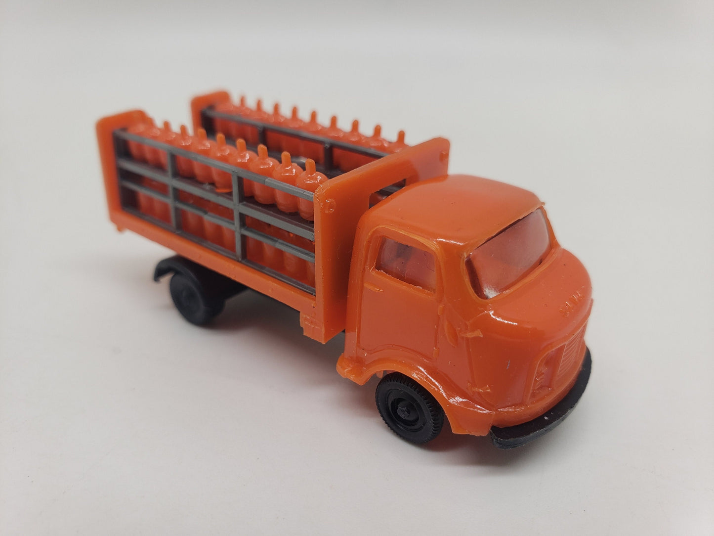 EKO Sava Container Truck Orange Collectable HO Scale Model Miniature Toy Car Perfect Birthday Gift