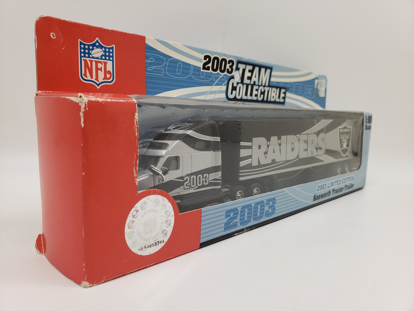 Kenworth Tractor-Trailer Oakland Raiders Silver and Black Fleer Collectable Scale Miniature Model Toy Car Perfect Birthday Gift