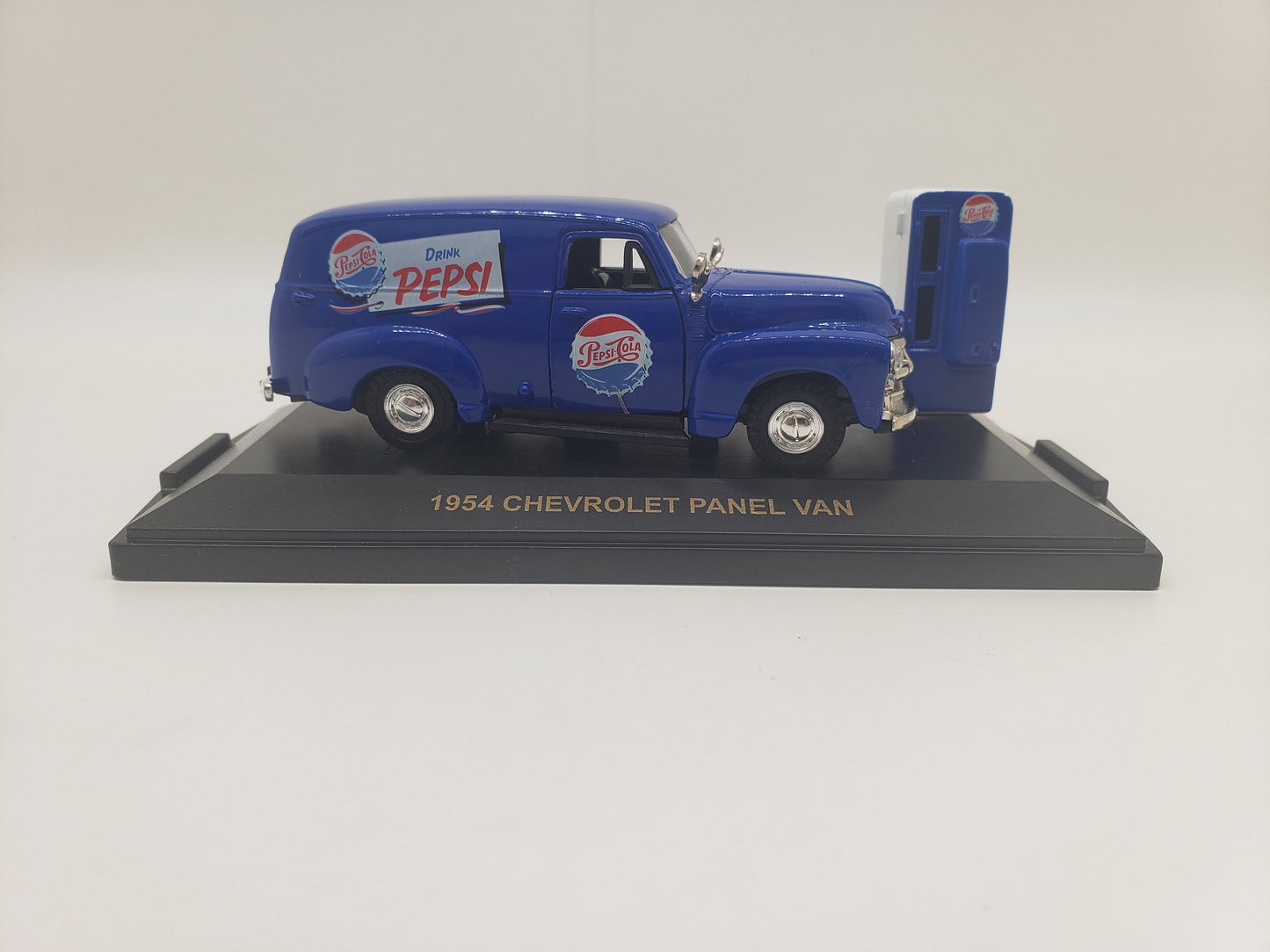 Pepsi 1954 Chevrolet Panel Van Blue Road Champs Collectable 1:43 Scale Miniature Model Toy Car Perfect Birthday Gift