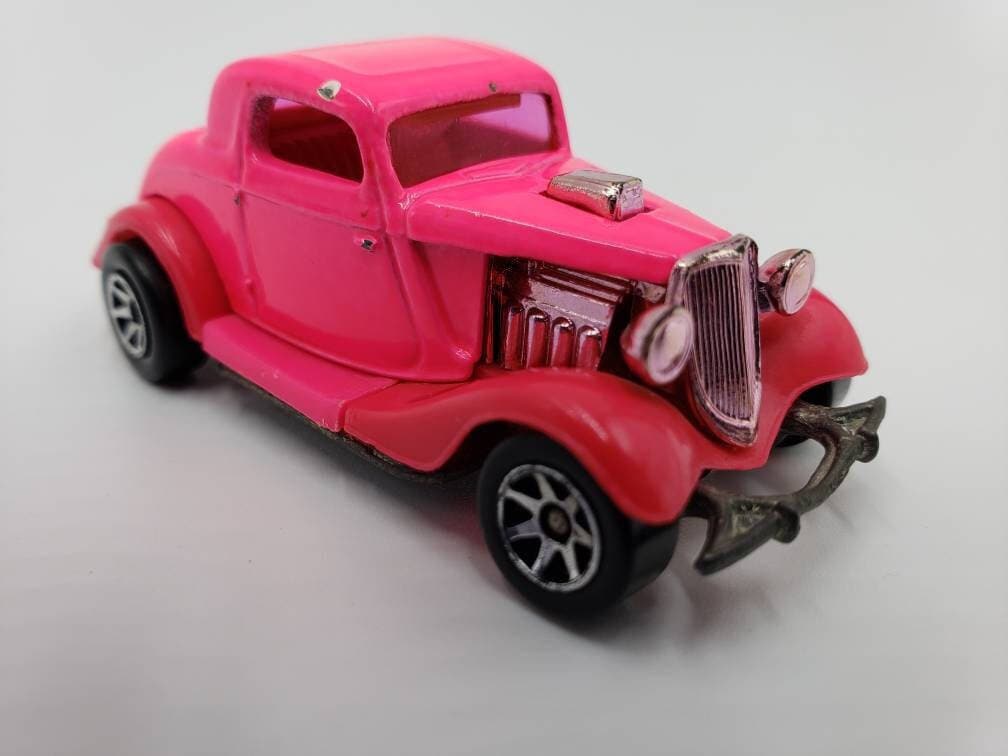 Hot Wheels 3 Window '34 Pink Ford Perfect Birthday Gift Miniature Collectible Scale Model Toy Car 1934 3-Window Ford Coupe