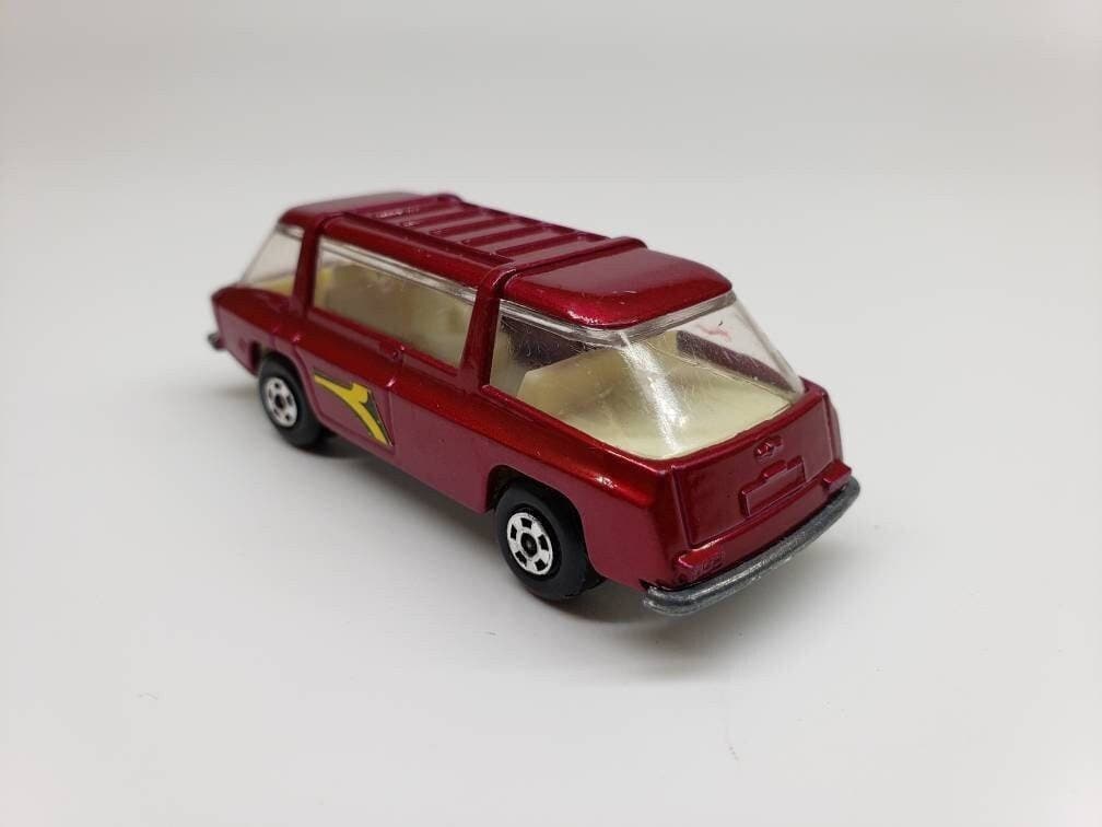 Matchbox Freeman Inter City Commuter Van Metalflake Magenta Superfast Lesney Perfect Birthday Gift Miniature Collectable Scale Model Toy Car